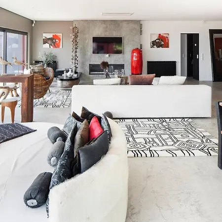 Sleeps 14 With Pool Air Con And Wifi Villa *