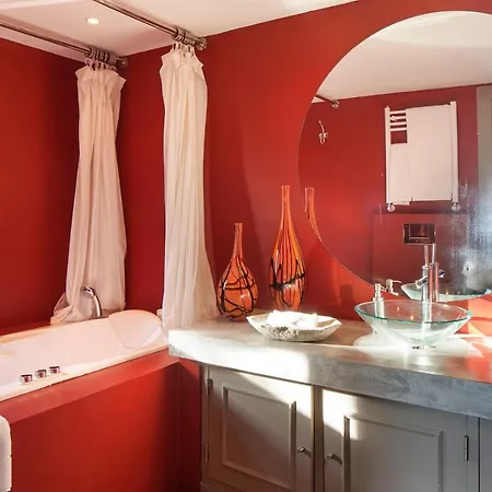 Sleeps 14 With Pool Air Con And Wifi * Alcabideche